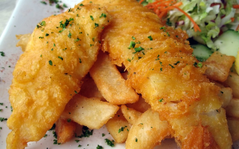  a crispy fish & chips served at Maurizio’s Takeaway Inverkeithing 
